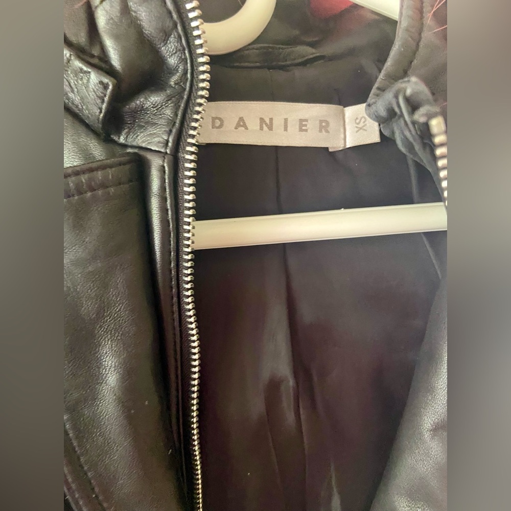 XS DANIER leather jacket!! - Picture 4 of 7